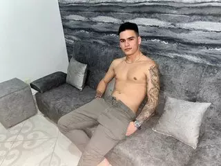 Nude camshow pussy MatiasMurrier